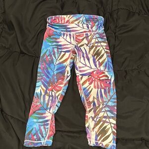 Colorful Leaf Print Kids Capri Leggings